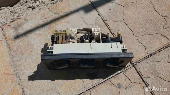 Блок управления печкой ауди 80 90