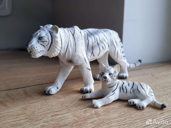 Фигурки животных collecta, mojo