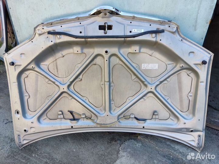 Капот Toyota corolla 120 капот