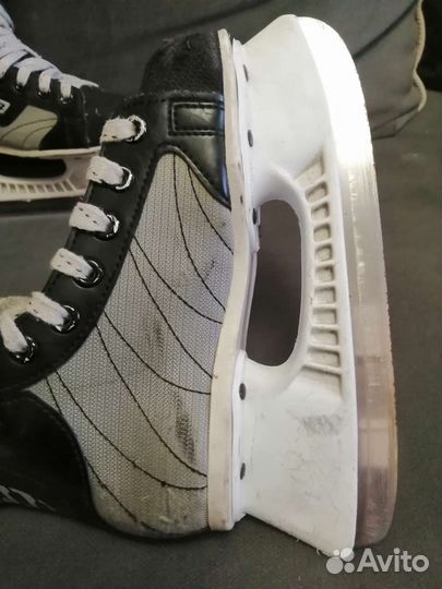 Хоккейные коньки bauer