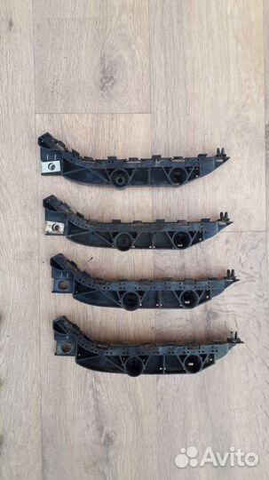 Кронштейн переднего бампера Honda Civic 8 2009