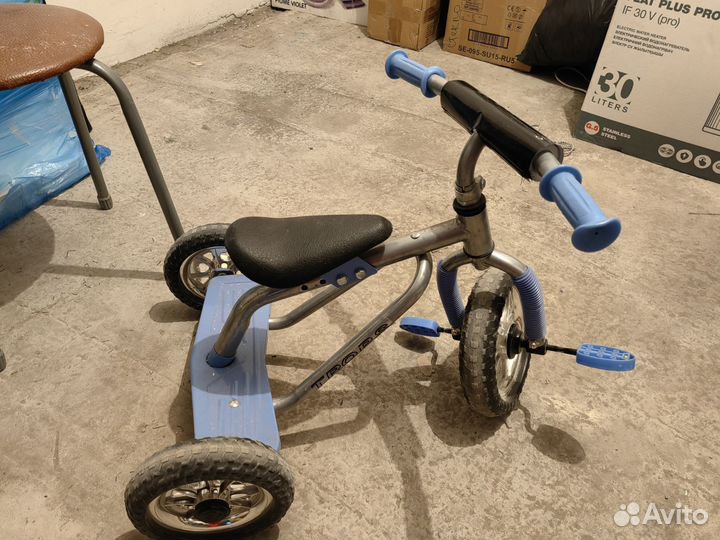 Детский трехколесный велосипед