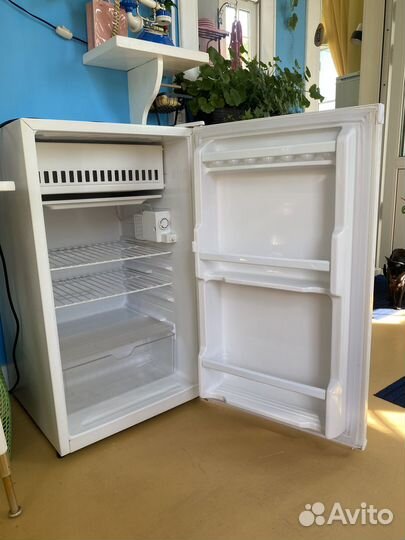Холодильник маленький Daewoo