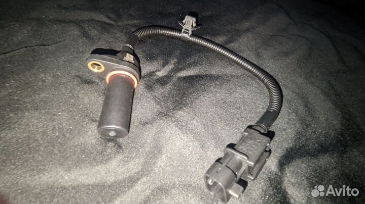 Датчик положения коленвала