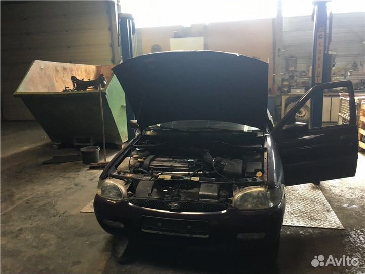 Разбор на запчасти Ford Escort