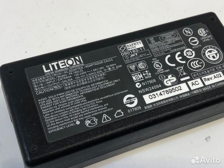 Блок питания для ноутбуков 19V, 3.42A, 5.5-1.7мм