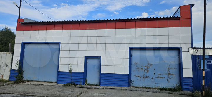 Гараж, > 30 м²
