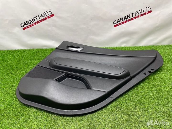 Обшивка боковой двери задняя правая Kia Optima JF