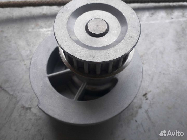 Водяной насос помпа Дэу, Опель