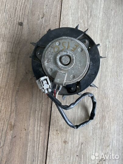 Моторчик вентилятора Toyota Avensis 3 T270 Авенсис