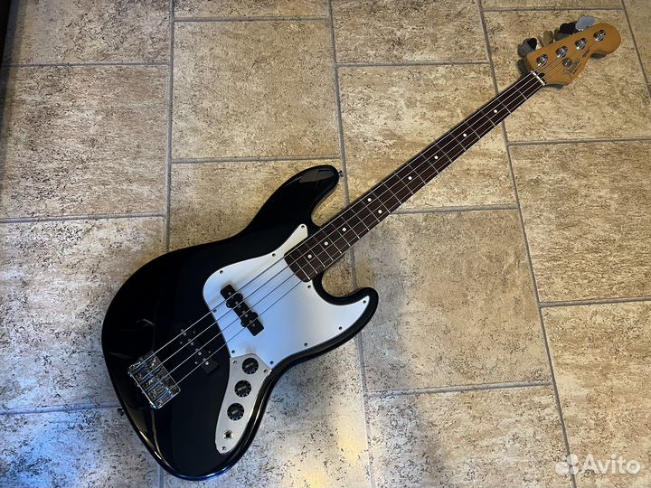 Бас гитара Fender Standard Jazz Bass Mexico 1994