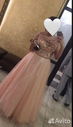 Вечернее платье