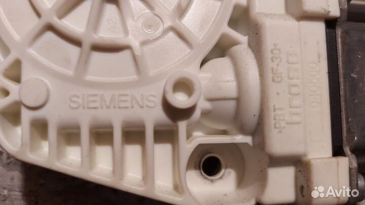 Мотор стеклоподъёмника VAG передний правый