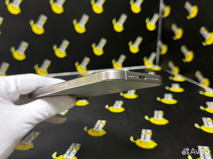 iPhone 15 Pro, 128 ГБ