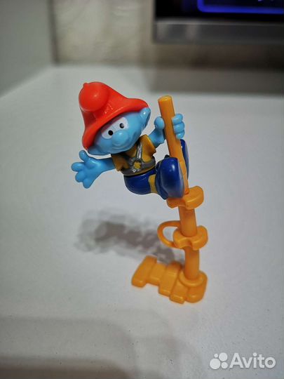 Киндер сюрприз смурфики (2021-2022)