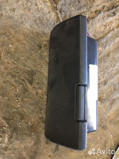 Skoda fabia 2 бардачок верхний 1.2