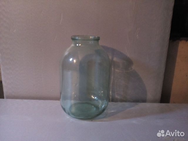 Продаются 3-х литровые стекляные банки