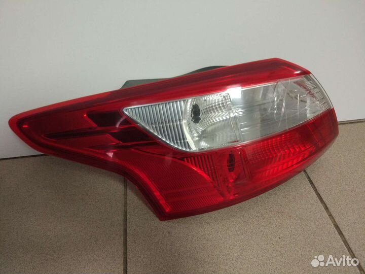 Фара левая ford focus 3