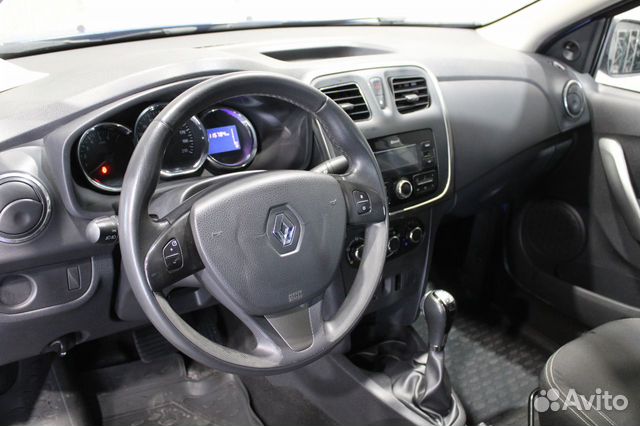 Renault Logan 1.6 AT, 2017, 115 784 км