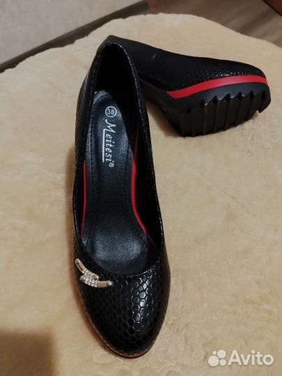 Туфли женские 38 размер