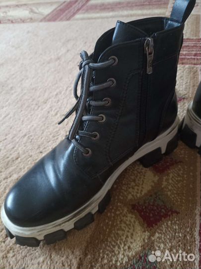 Ботинки женские