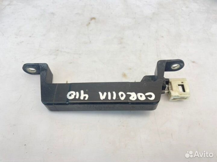 Блок управления центральным замком Toyota Corolla