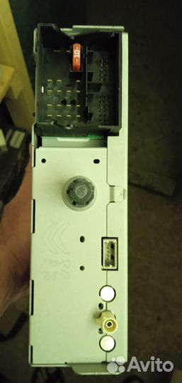 Штатная автомагнитола пежо 408/308