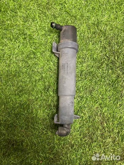 Форсунка омывателя фар правая Mercedes E W211 3.5