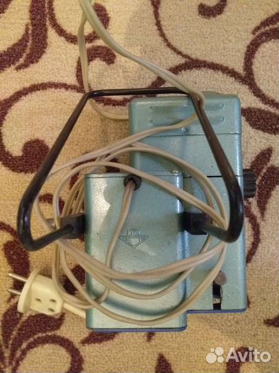 Плёночный фото увеличитель