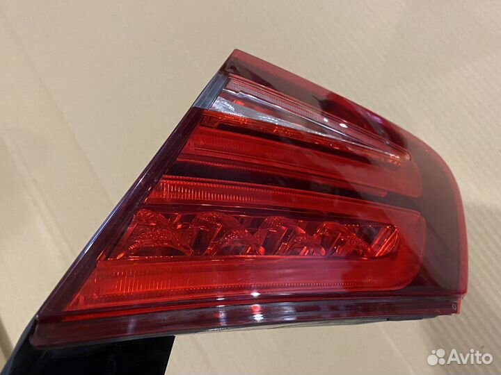 Фонарь задний правый mercedes c217