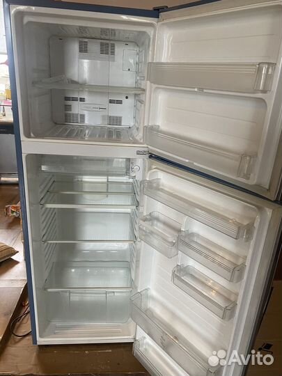 Холодильник sharp sj-431N