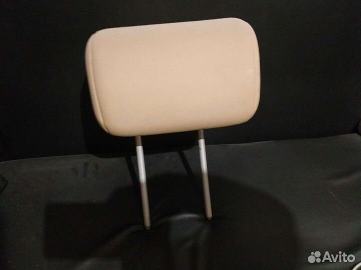 Подголовник задний левый lend rover фрилендер 2