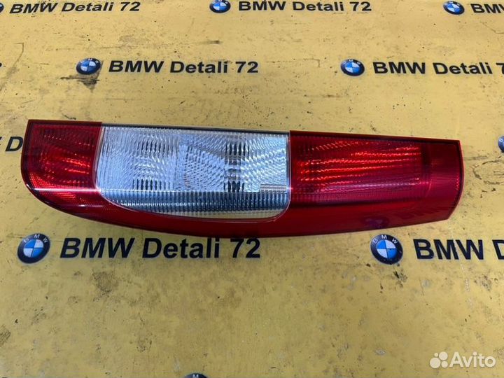 Фонарь задний правый Mercedes Viano W639 272.978