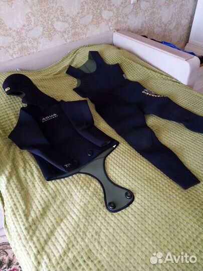 Сухой гидрокостюм