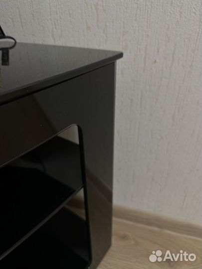 Тумба под телевизор