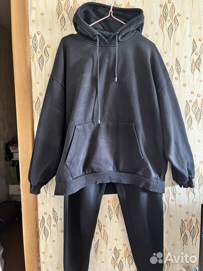 Спортивный костюм женский