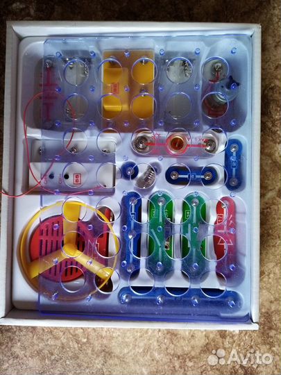 Детский конструктор электроника -знаток