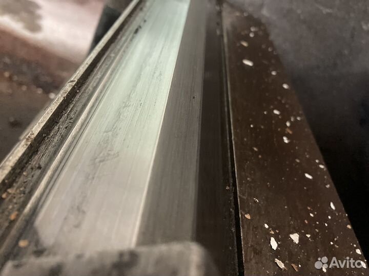 Токарно-винторезный станок 16д25 рмц1000