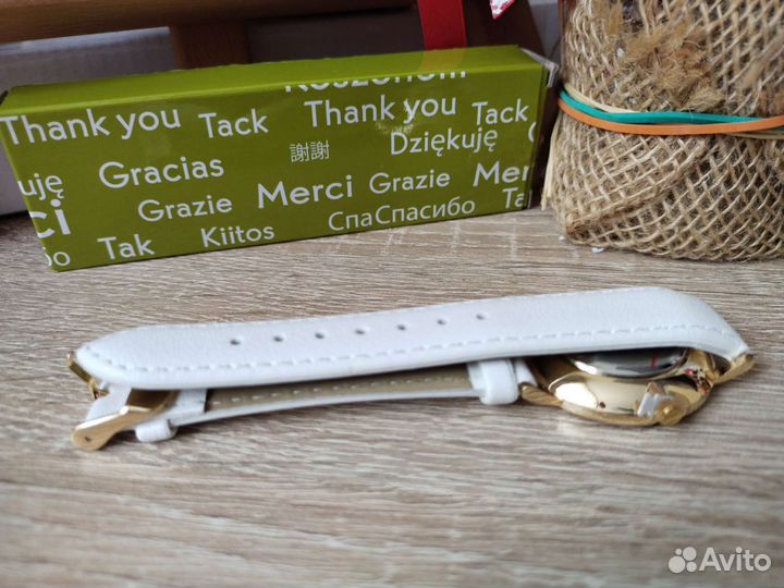 Часы ив Роше