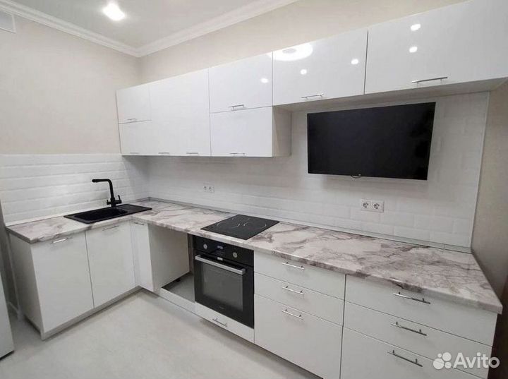 Новый кухонный гарнитур в наличии