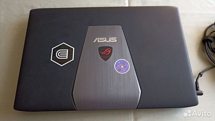 Ноутбук asus