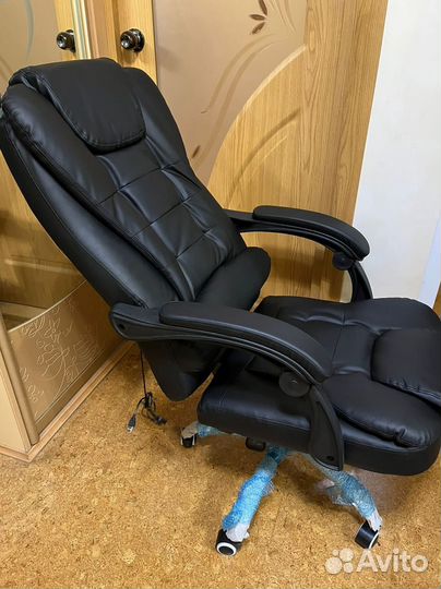 Компьютерное игровое кресло геймерское с массажем
