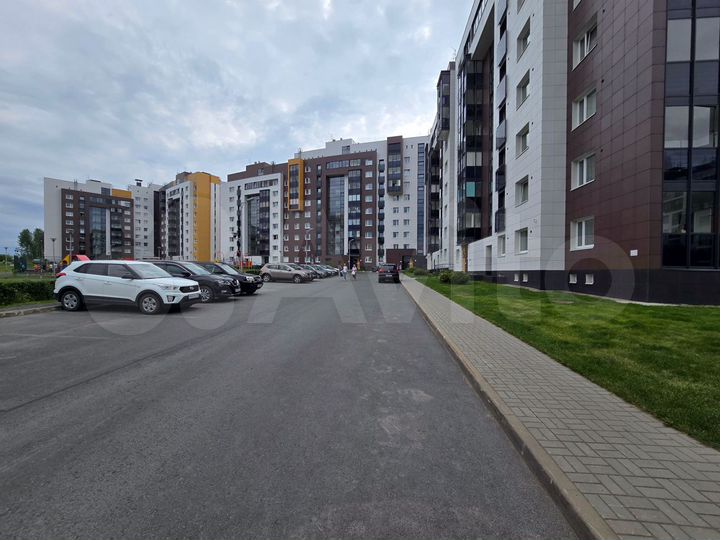 1-к. квартира, 42,2 м², 8/10 эт.