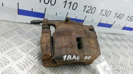 Суппорт тормозной передний правый suzuki kizashi 1