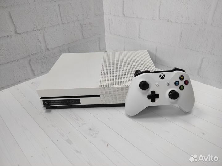 Xbox One S 1Tb