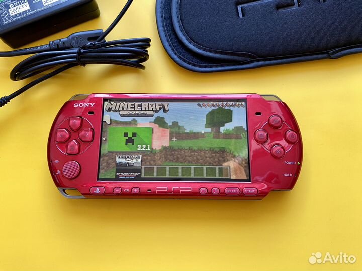 PSP Slim прошитая +50игр