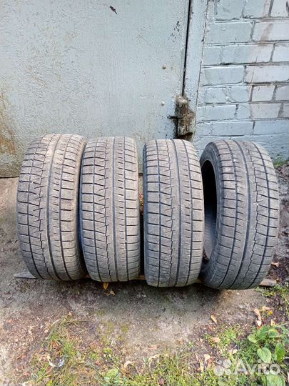 Bridgestone Blizzak Revo2 205/55 R16