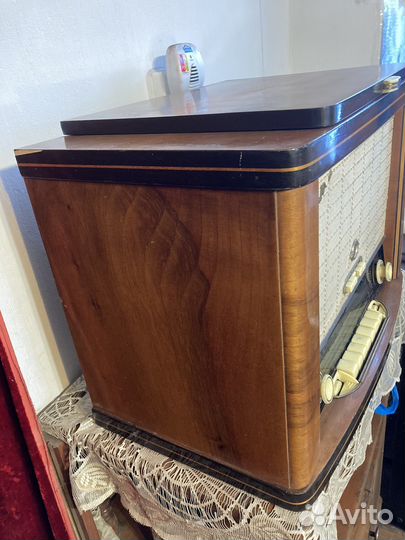 Радиола Эстония 2 в хорошем рабочем состоянии