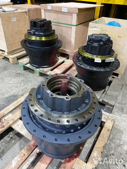 Бортовой редуктор Doosan DX520LC