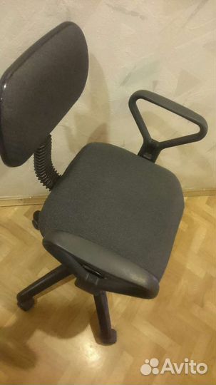 Компьютерное кресло
